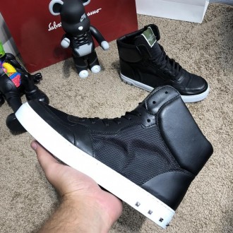 Ботинки Valentino Flycrew High Sneakers Black/White. Київ. фото 1 Ботинки Valentino Flycrew High Sneakers Black/White. Київ. фото 1
