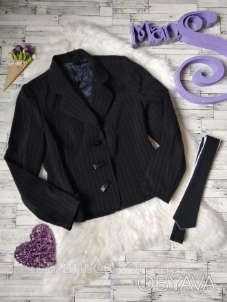 Пиджак женский черный в полоску с галстуком
в идеальном состоянии
Размер 44 (S)
. . фото 1
