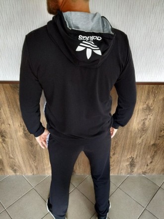Артикул: 1887Мужской спортивный костюм Adidas чёрного цвета с капюшоном. Прямые . . фото 7
