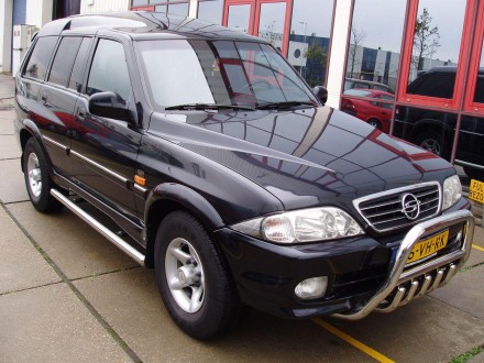 Пороги труба с проступью на SsangYong Musso (усиленные). Київ. фото 1 Пороги труба с проступью на SsangYong Musso (усиленные). Київ. фото 1