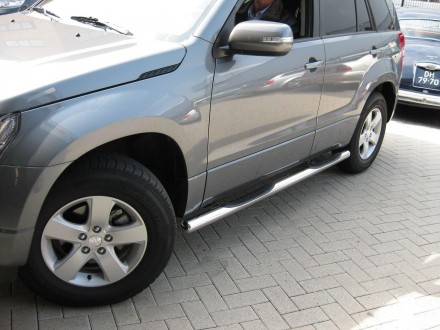 Пороги труба с проступью на Suzuki Grand Vitara нержавейка (усиленные). Київ. фото 1 Пороги труба с проступью на Suzuki Grand Vitara нержавейка (усиленные). Київ. фото 1