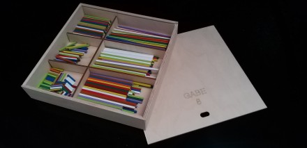 Набір містить 14 ігрових модулів, запакованих у дерев'яні ящики: 
- текстильні м. . фото 7
