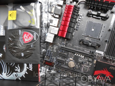 Топовая материнская плата на сокете FM2+ - MSI A88XM GAMING - в идеале!!!. . фото 1
Топовая материнская плата на сокете FM2+ - MSI A88XM GAMING (MS-7903 Ver.1.1) -. . фото 1