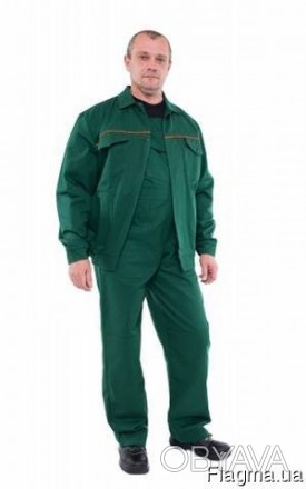 Полукомбинезон с курткой Гарант зеленого цвета изготовленный с ткани Саржа 100 %. . фото 1