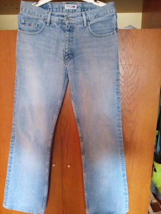 Модні Чолові джинси відомого бренду в гарному стані
TOMMI HILFIGER DENIM
розмі. . фото 2