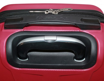 
Малый пластиковый чемодан для ручной клади Fly 1107 выполнен из противоударного. . фото 8