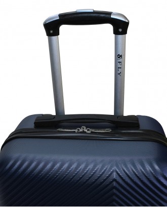 
Предлагаем к покупке маленький пластиковый чемодан Fly 2130 польского производи. . фото 6