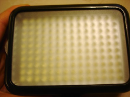 Накамерный свет модель YONGNUO YN1410 новый, полный комплект с коробкой. Без зар. . фото 9