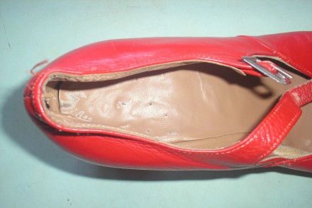 Обувь танцевальная р.39-40.
390 грн.

Обувь танцевальная р.39-40. На обуви ст. . фото 5