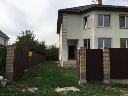 Продается дом( дуплекс)в Боярке, Киевской области.
Общая площадь 210 м2, 2 этаж. Боярка. фото 4