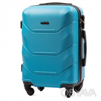 Малый пластиковый чемодан Wings 147 на 4 колесах
Надёжность чемоданов кампании W. . фото 1