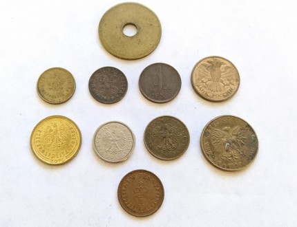 Предлагаю вот такие монеты разных стран мира.
Всё что на фото - есть в наличии.. . фото 6