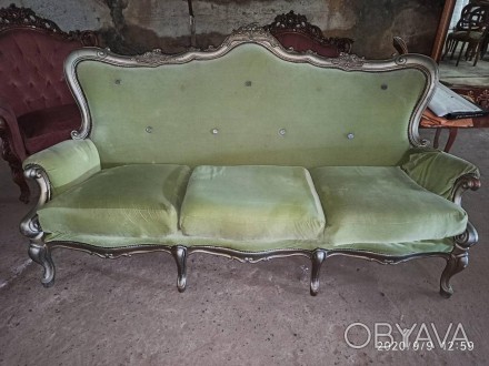 Роскошный классической диван, выполненный в стиле рококо. Каркас полностью из на. . фото 1