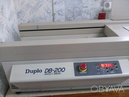 Настольный термобиндер для небольших тиражей Duplo DB 200.. . фото 1 Компактный клеевой термобиндер Duplo DB-200 Perfect Binder.
Область применени. . фото 1