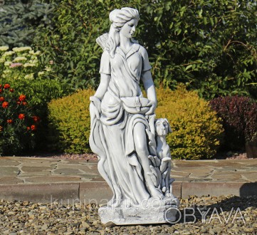 Садовая фигура Богиня Охота выполнена из «искусственного камня» в сером цвете. Э. . фото 1