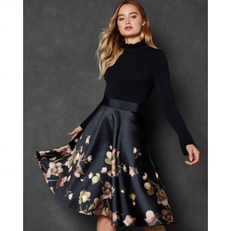 Платье длиной миди от Ted Baker. Верх платья выполнен из эластичного трикотажа, . . фото 2