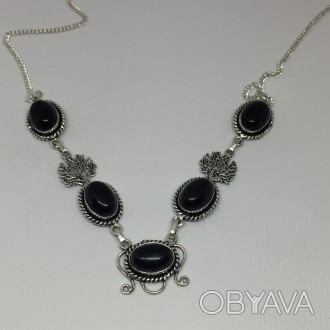 Предлагаем Вам купить ожерелье с камнем черный оникс в серебре.
 индийское ожере. . фото 1