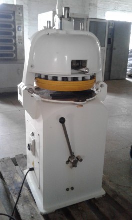 Тестоделитель-округлитель Sinmag SM-430. Смела. фото 1 Тестоделитель-округлитель Sinmag SM-430. Смела. фото 1