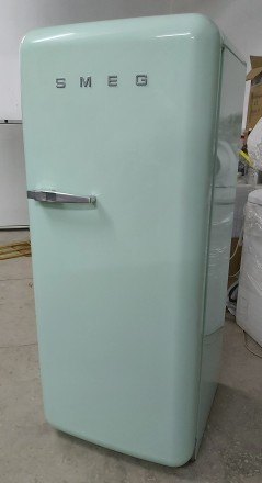 Холодильник б/у Смег Smeg FAB28V4 бирюзовый, мятный, зеленый
Доставка холодильн. . фото 4