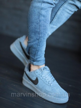 Кроссовки мужские серые зимние Nike Air Force
Легендарные кроссовки Найк Аир Фор. . фото 2