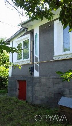 Продається житловий цегляний будинок в смт. Віньківці