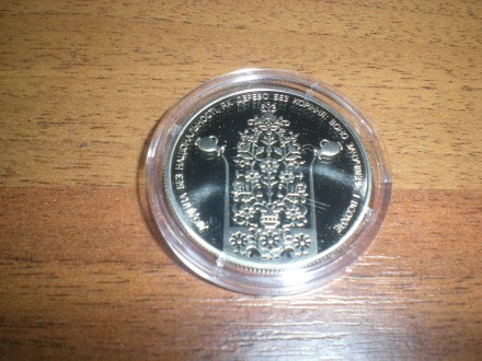 юбилейные монеты Украины 2 гривны в.12.84.д.31мм.т.35.000.год 2018.серия выдаюши. . фото 2