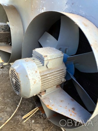Продам вентиляторы охладителей воздуха и жидкости с диаметром колеса от 300 до 6. . фото 1