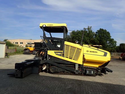 Продам асфальтоукладчик BOMAG – BF 700 C-2. Киев. фото 1 Продам асфальтоукладчик BOMAG – BF 700 C-2. Киев. фото 1