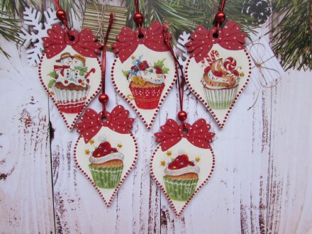 Елочная игрушка Сосулька. Измаил. фото 1