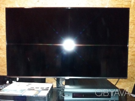 Продам в отличном состоянии LED телевизор Samsung UE50J5100
В комплекте к телев. . фото 1
