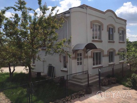 Предлагается в аренду отдельностоящий дом, площадью 170 квадратных метров на уча. Киевский. фото 1