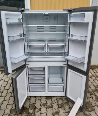 Side-by-Side холодильник A + + 4х дверный Грюндиг Grundig GQN21225X
Доставка ор. . фото 6