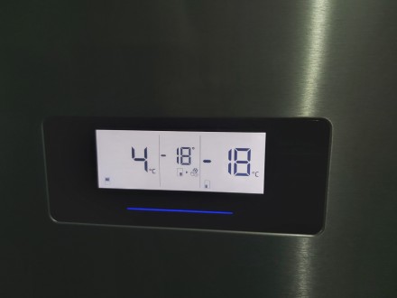 Side-by-Side холодильник A + + 4х дверный Грюндиг Grundig GQN21225X
Доставка ор. . фото 8