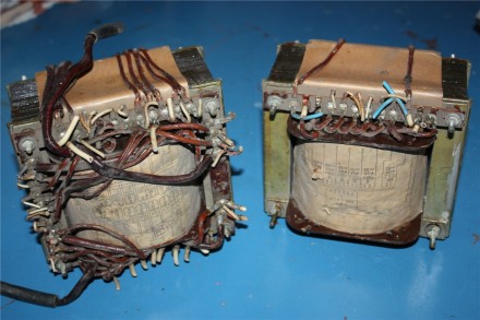 Продам набор трансформаторов от УИП-1 

сняты с рабочего блока питания
 высок. . фото 2