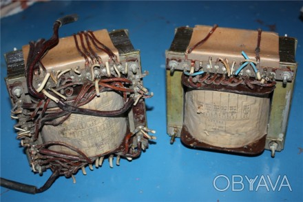 Продам набор трансформаторов от УИП-1 

сняты с рабочего блока питания
 высок. . фото 1