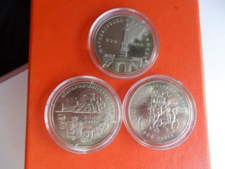 продам монеты 5 гривен , цена за одну монету. . фото 9