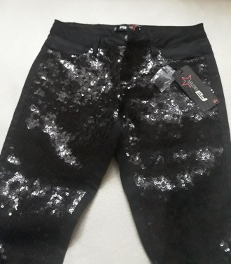 Продам  новые сияющие женские брюки/штаны/джинсы в пайетках марки FB S. . фото 5