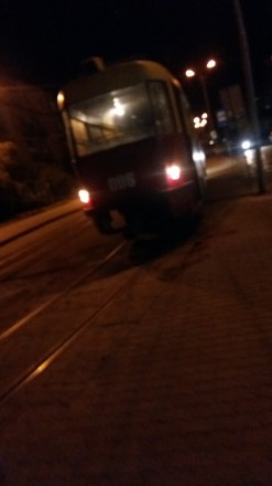 познайомлюсь з дівчиною, далі буде видно_ люблю грати на гітарі та співати_ А ще. . фото 5