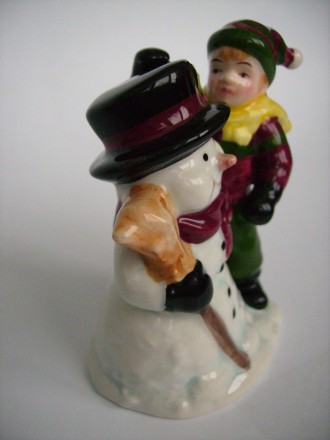 Продаётся новая Фарфоровая статуэтка Aynsley Snowman & Boy Эйнсли Снеговик и. . фото 3