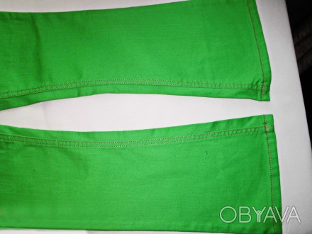 Джинсы , United Colors of Benetton Бангладеш,  для девочки зеленые. Яркие. стрей. . фото 1