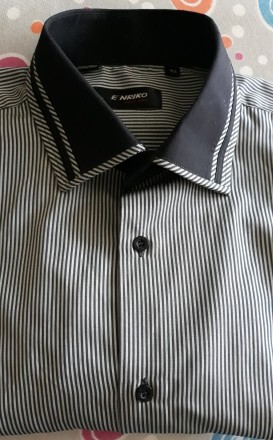 Мужская рубашка с длинным рукавом
Ткань 80% cotton 20% polyester
Ворот: 42
Пл. . фото 3
