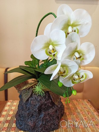 Очень красивая белая орхидея и латекса с различными добавками. Абсолютная имитац. . фото 1