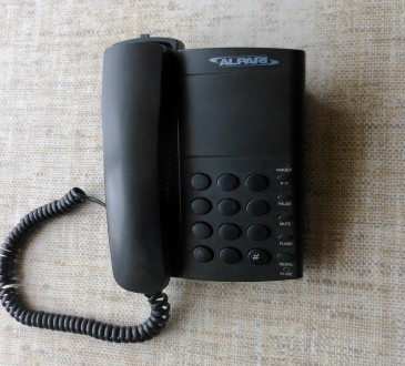 Полностью рабочий стационарный телефон Alpari, модель CH-T19. Продаётся по причи. . фото 2