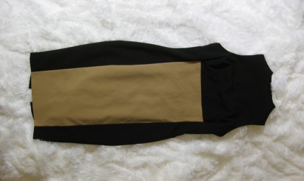 платье Next, 10UK/38 евро, км0778
черное с коричневым, с подкладкой подъюбником. . фото 2