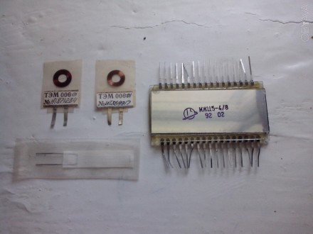 Продам поштучно новые (не паяные) радиодетали:
1. Транзисторы мощные
ГТ703Г -1. . фото 5