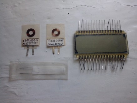 Продам поштучно новые (не паяные) радиодетали:
1. Транзисторы мощные
ГТ703Г -1. . фото 4