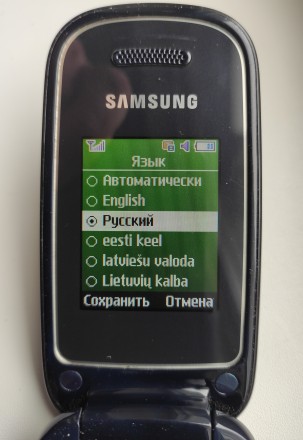 Samsung GT-E1270 б/ушный кнопочный раскладной телефон темно-синего цвета в хорош. . фото 10