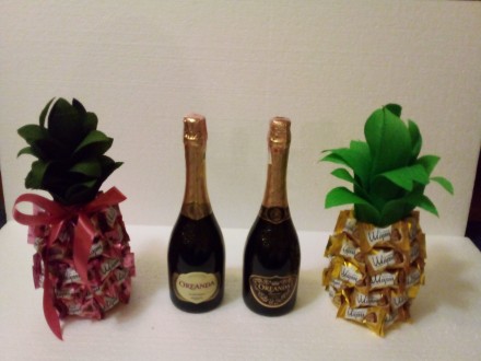 В составе ананаса конфеты Шарм более 35 шт + бутылка шампанского Ореанда . В нал. . фото 3