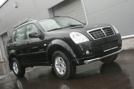Труба одинарная на SsangYong Rexton (60 диаметр). Київ. фото 1 Труба одинарная на SsangYong Rexton (60 диаметр). Київ. фото 1