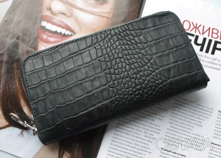Женский кожаный кошелек рептилия
Стильный дизайн, отличное качество, итальянская. . фото 1